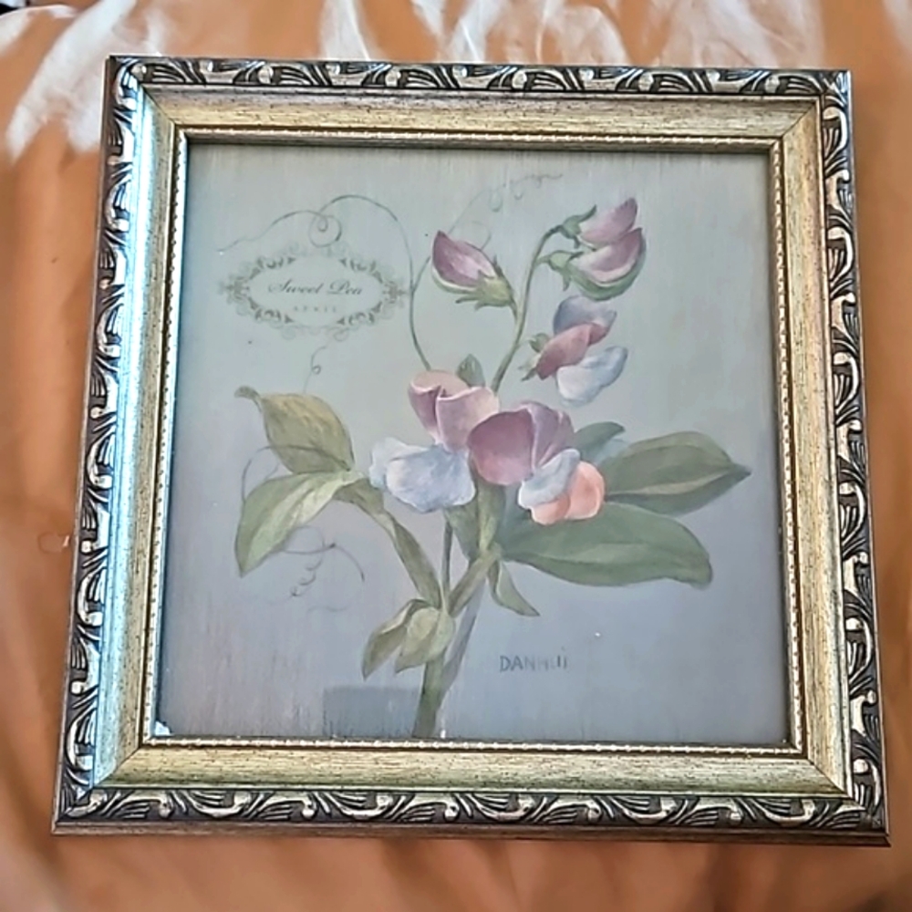 FREE Vtg April SWEET pea Flowers of the Month 1 of 3 listed STUNNING FRAME